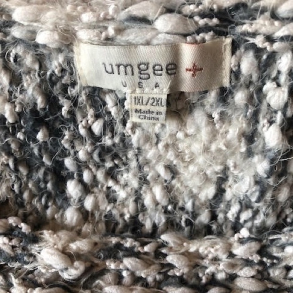 Plus Size Umgee Sweater - Picture 5 of 7
